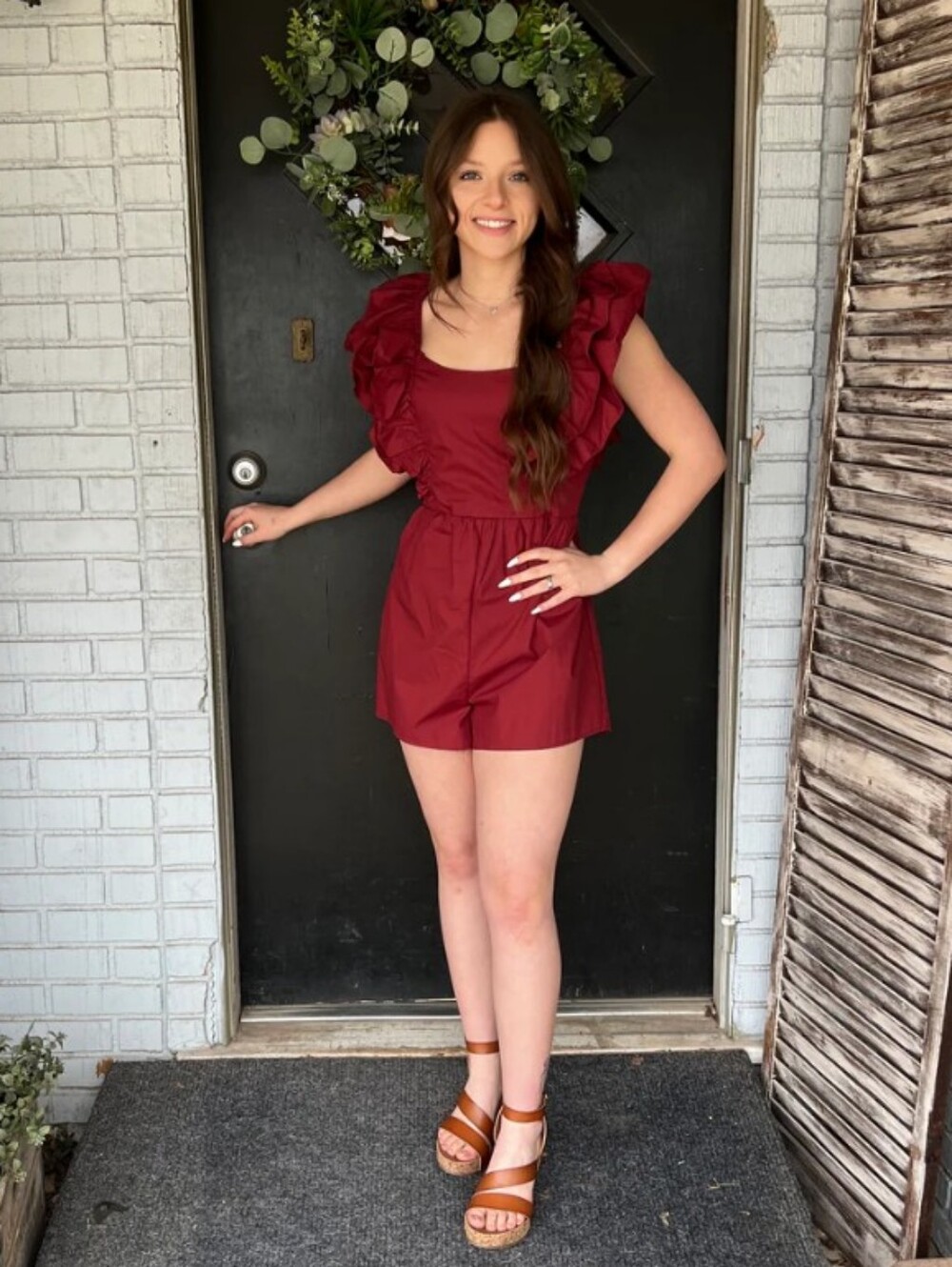 Hausen Naomi Ruffled Sleeve Romper in Maroon Women's Size Small